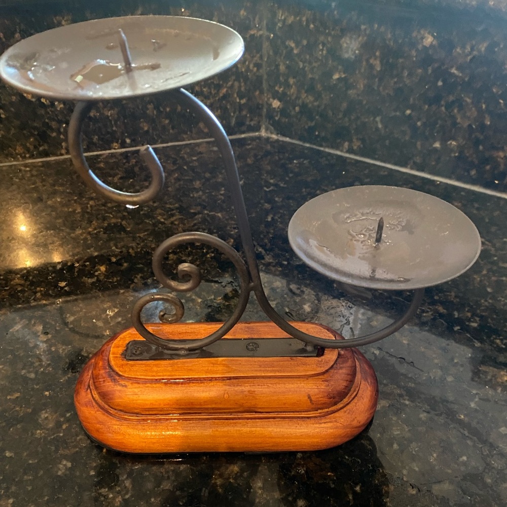 Candle holder